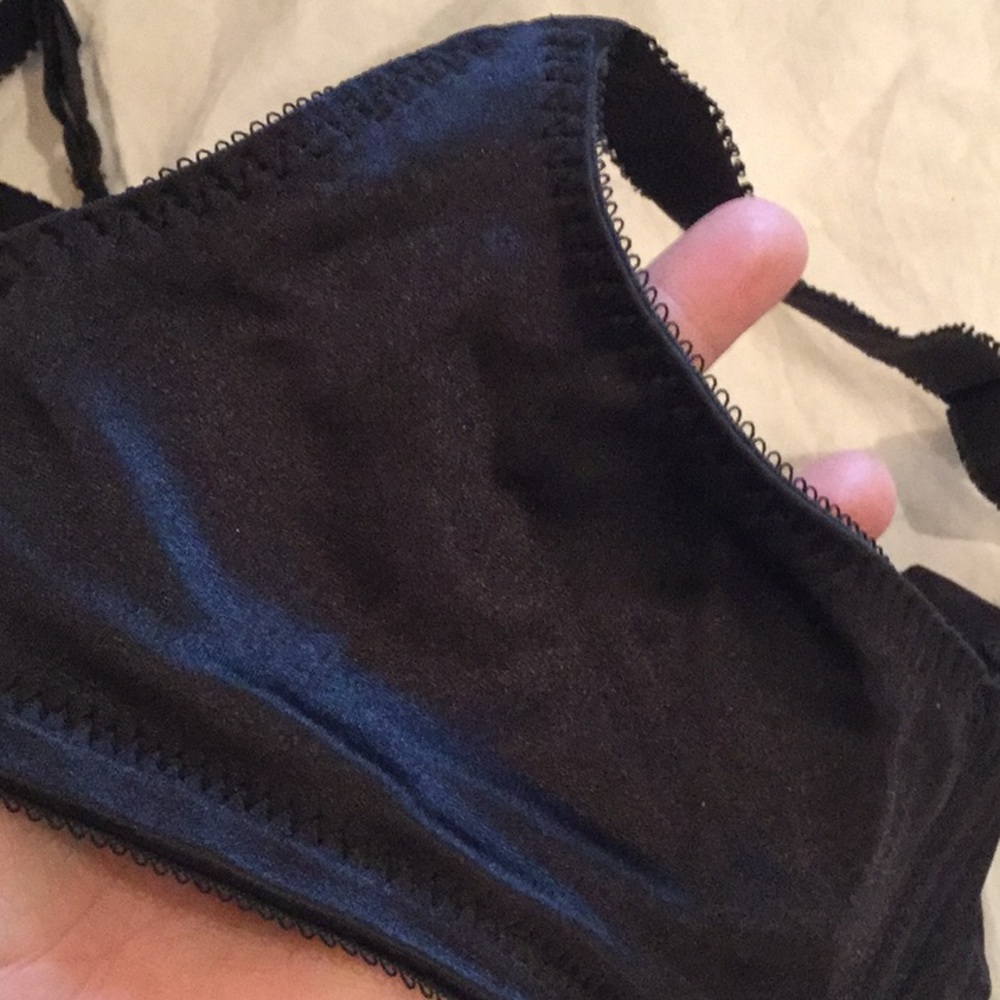 Pair of 42c GUD black bra same style 6756 Bali - Picture 7 of 8